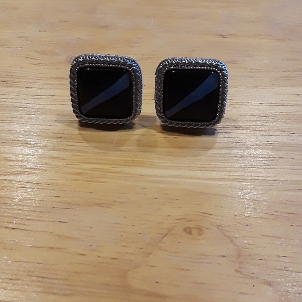 Cuff links